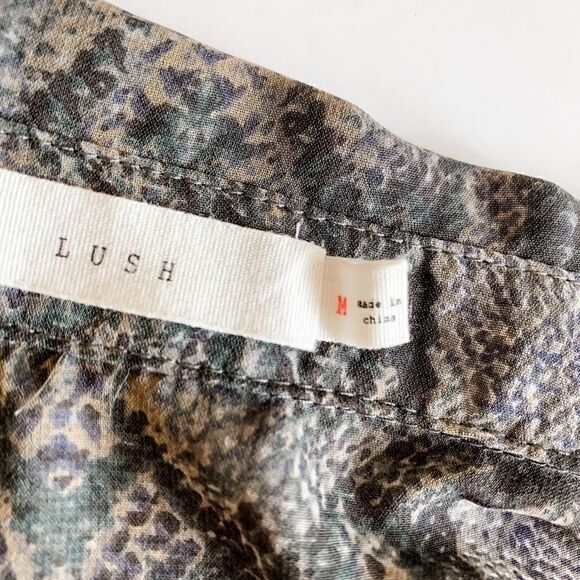 🍋 Lush • Sheer Snake Print Button-Down Tunic Blouse - Picture 7 of 9